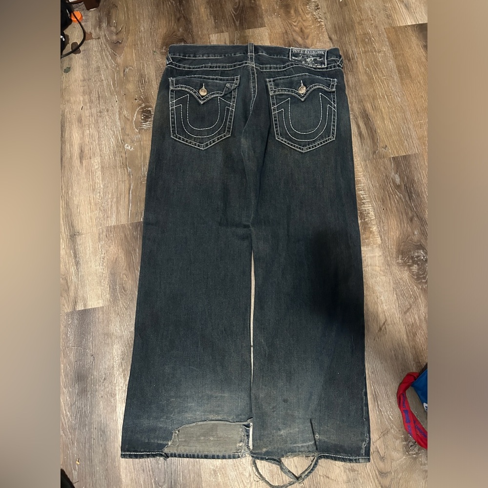 Baggy true religion jeans had heel bite